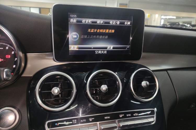 Used Mercedes-Benz C-Class 2017 Restyled C 200 Sport Edition Audio And AC Panel