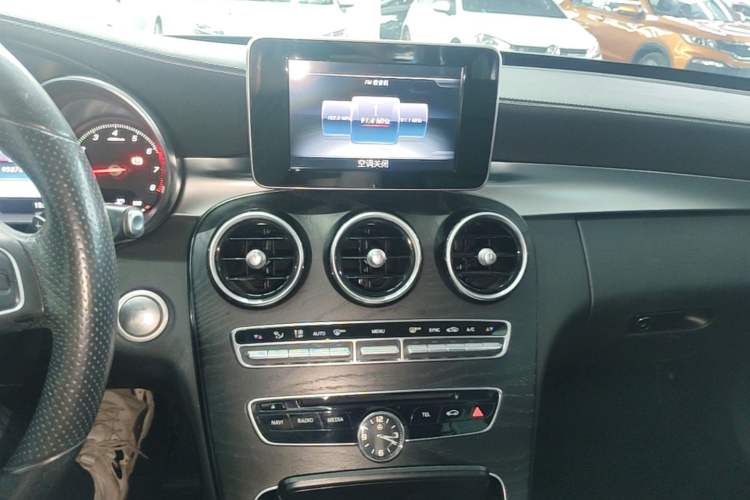 Used Mercedes-Benz C-Class 2017 Restyled C 180 L Fashion Edition Sport Version Audio And AC Panel