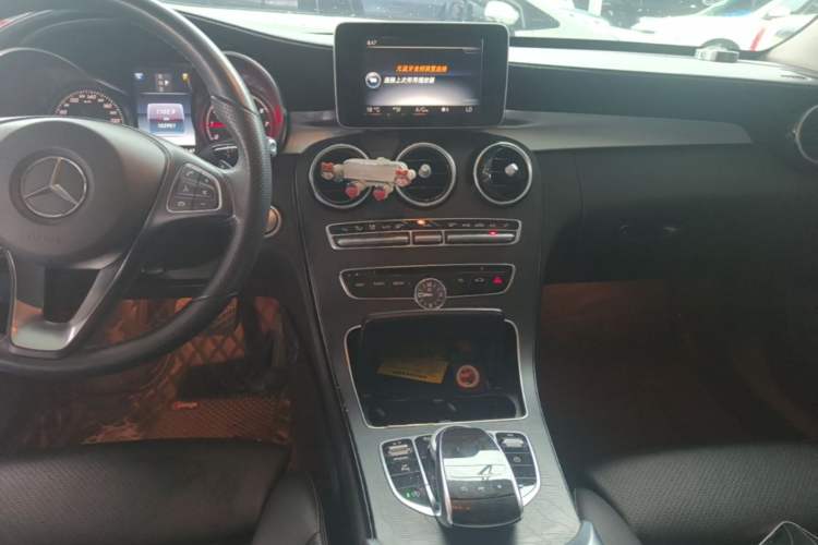 Used Mercedes-Benz C-Class 2017 Facelift C 200 L Sport Edition Audio And AC Panel