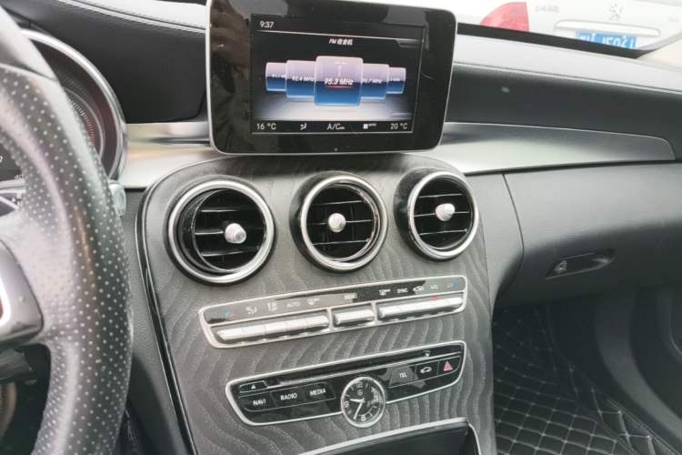 Used Mercedes-Benz C-Class 2017 Restyled C 180 L Fashion Edition Sport Version Audio And AC Panel