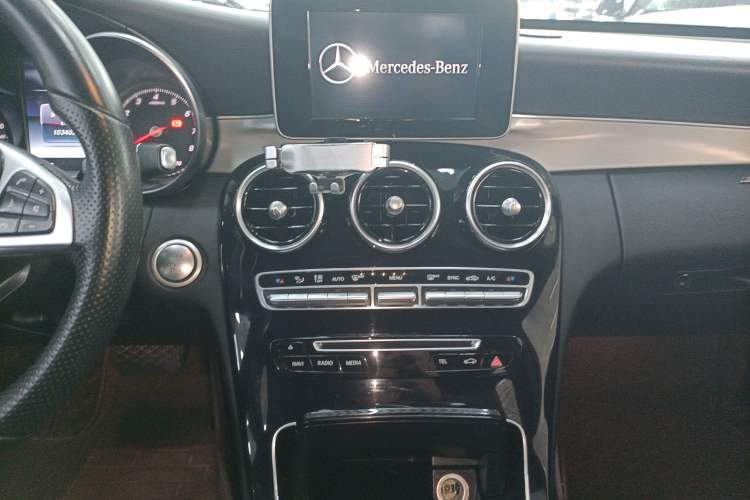 Used Mercedes-Benz C-Class 2017 C 200 Sport Edition Audio And AC Panel