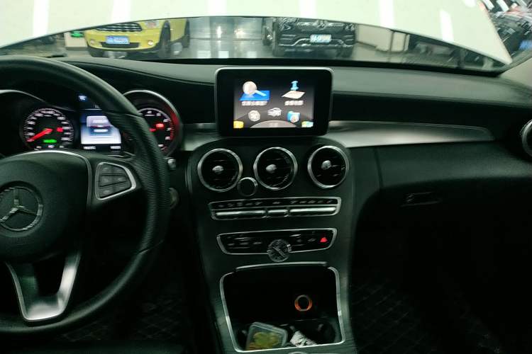 Used Mercedes-Benz C-Class 2017 C 180 L Sport Edition Audio And AC Panel