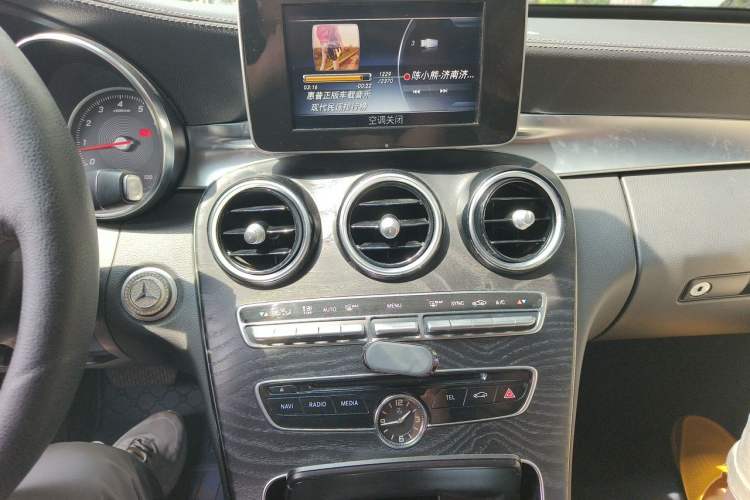 Used Mercedes-Benz C-Class 2017 Revised C 180 L Dynamic Sports Edition Audio And AC Panel