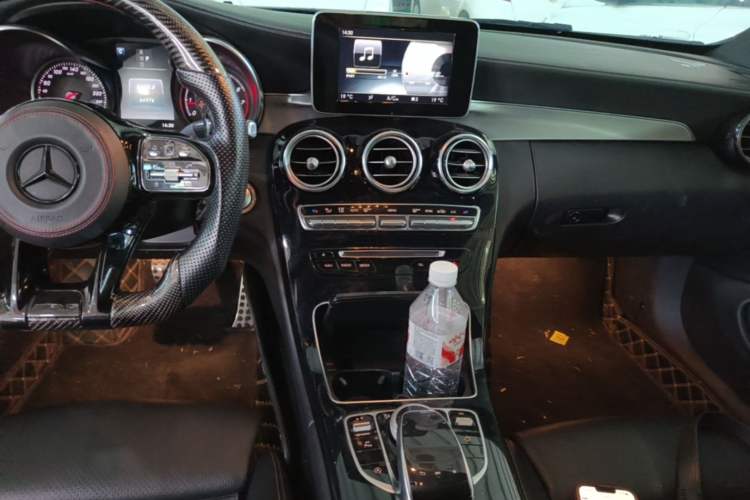 Used Mercedes-Benz C-Class 2017 C 200 4MATIC Coupe Audio And AC Panel