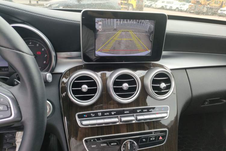 Used Mercedes-Benz C-Class 2017 C 180 L Audio And AC Panel