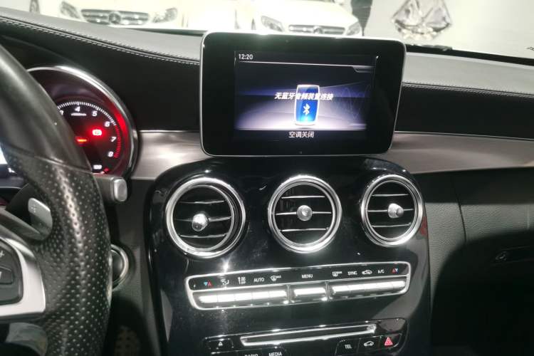 Used Mercedes-Benz C-Class 2017 Facelift C 200 Coupe Audio And AC Panel