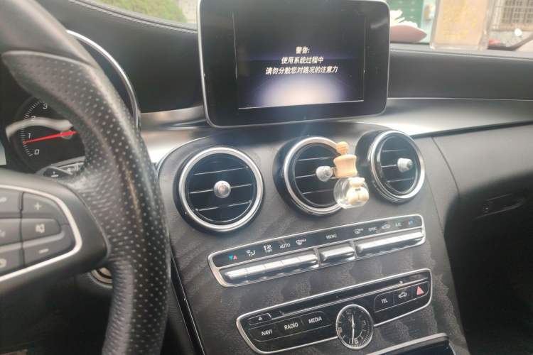 Used Mercedes-Benz C-Class 2017 Facelift C 200 L Sport Edition Audio And AC Panel