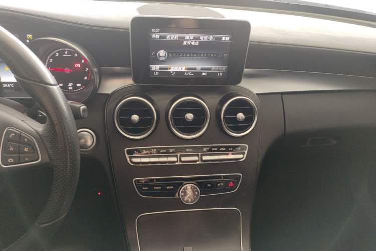 Used Mercedes-Benz C-Class 2017 Restyled C 180 L Fashion Edition Sport Version Audio And AC Panel
