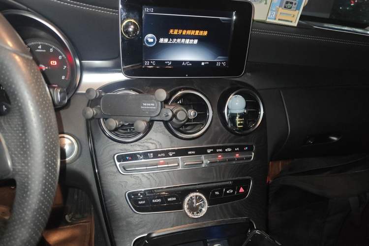 Used Mercedes-Benz C-Class 2017 Restyled C 180 L Fashion Edition Sport Version Audio And AC Panel