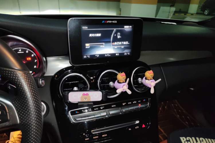 Used Mercedes-Benz C-Class 2017 Restyled C 200 Sport Edition Audio And AC Panel