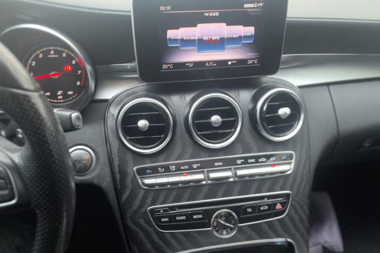 Used Mercedes-Benz C-Class 2017 Facelift C 200 L Sport Edition Audio And AC Panel