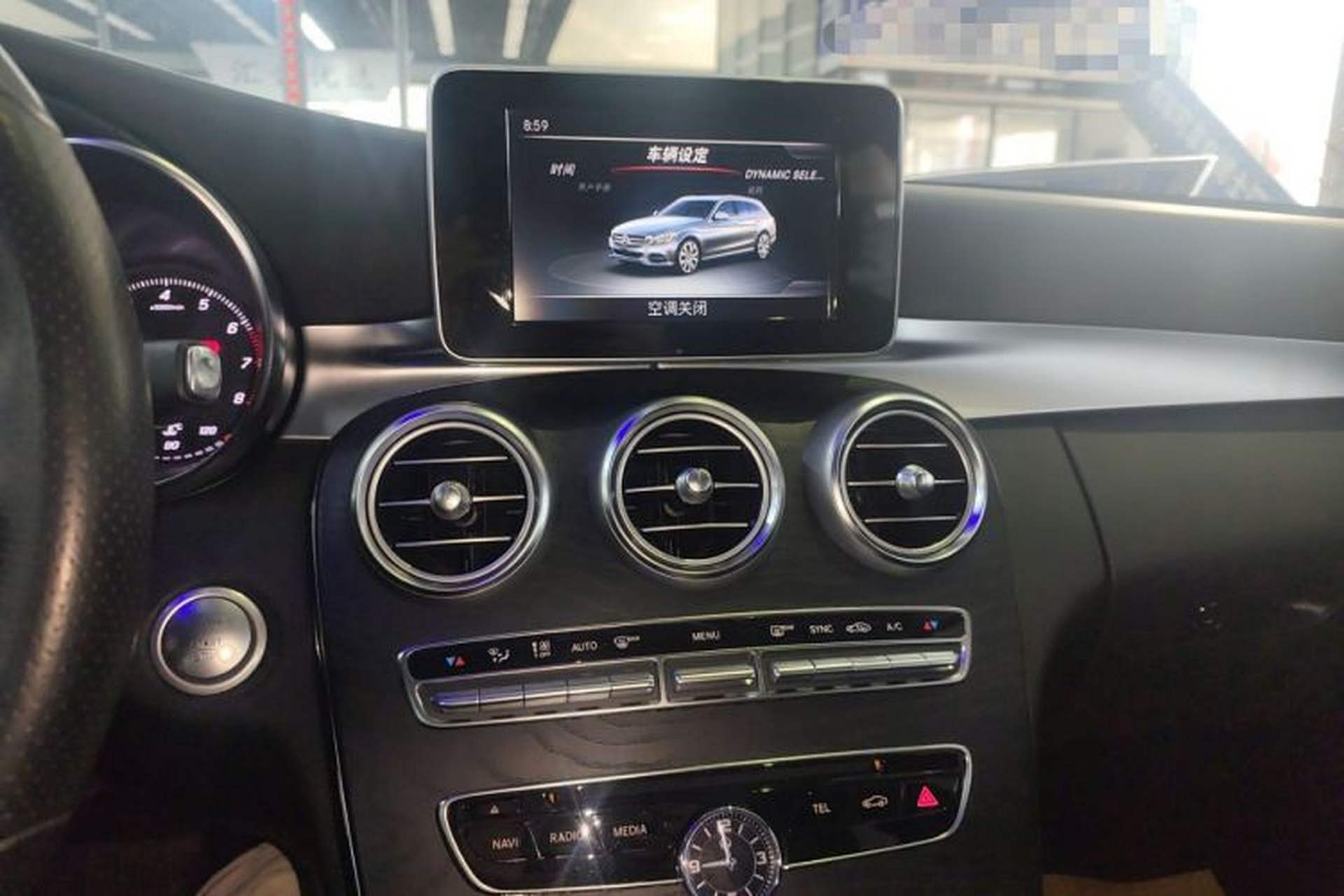 Used Mercedes-Benz C-Class 2017 Facelift C 200 Station Wagon Audio And AC Panel