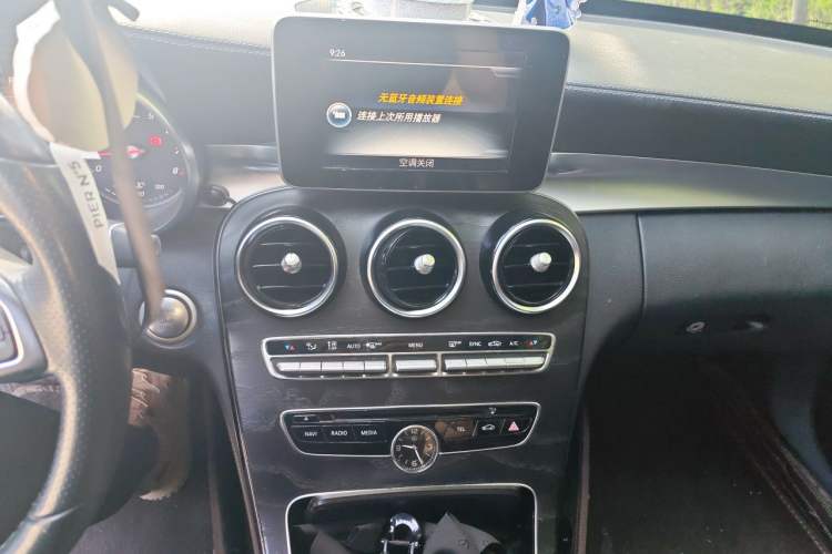 Used Mercedes-Benz C-Class 2017 Facelift C 200 L Sport Edition Audio And AC Panel