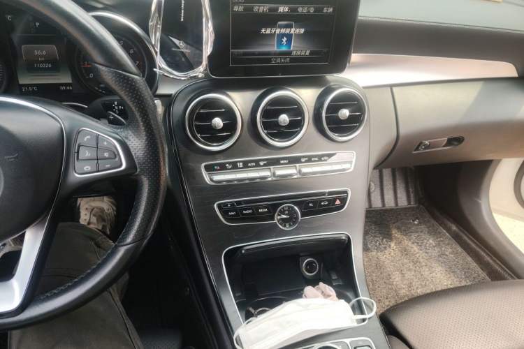 Used Mercedes-Benz C-Class 2017 Restyled C 180 L Fashion Edition Sport Version Audio And AC Panel