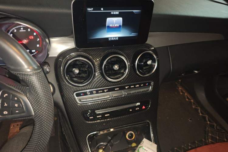 Used Mercedes-Benz C-Class 2017 Restyled C 200 Sport Edition Audio And AC Panel