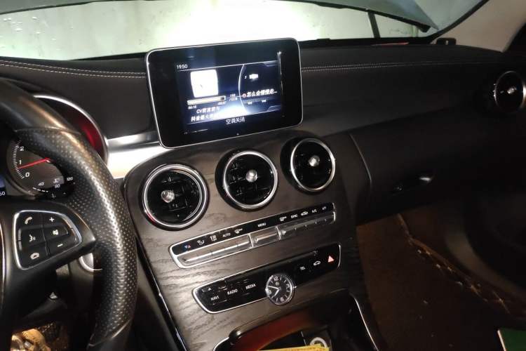 Used Mercedes-Benz C-Class 2017 C 180 L Sport Edition Audio And AC Panel
