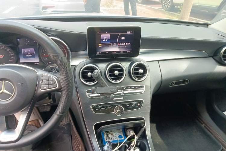 Used Mercedes-Benz C-Class 2017 Facelift C 200 L Sport Edition Audio And AC Panel