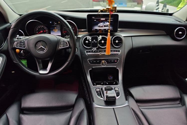Used Mercedes-Benz C-Class 2017 C 180 L Sport Edition Center Console