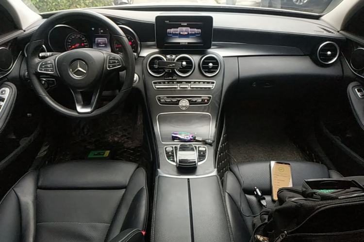 Used Mercedes-Benz C-Class 2017 C 180 L Sport Edition Center Console