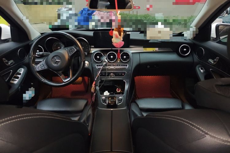 Used Mercedes-Benz C-Class 2017 C 180 L Sport Edition Center Console