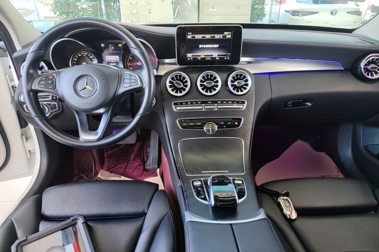 Used Mercedes-Benz C-Class 2017 C 180 L Sport Edition Center Console
