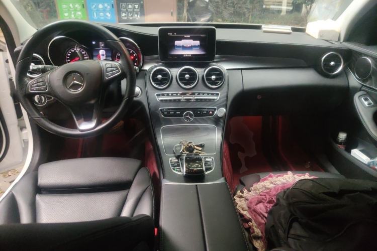 Used Mercedes-Benz C-Class 2017 Restyled C 180 L Fashion Edition Sport Version Center Console