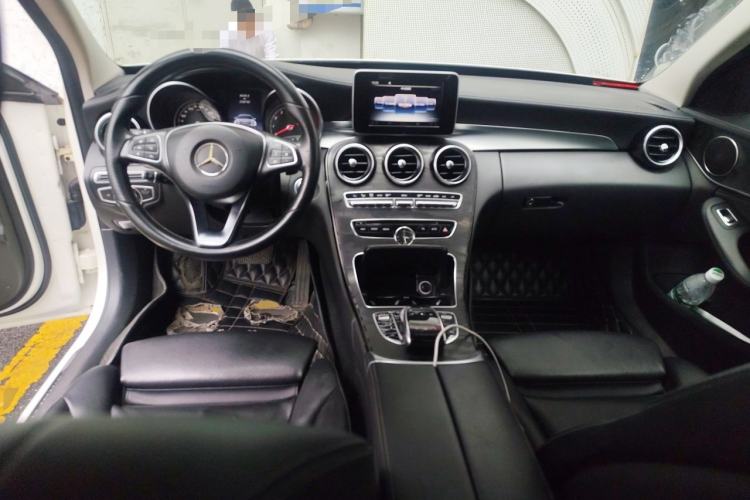Used Mercedes-Benz C-Class 2017 C 180 L Sport Edition Center Console