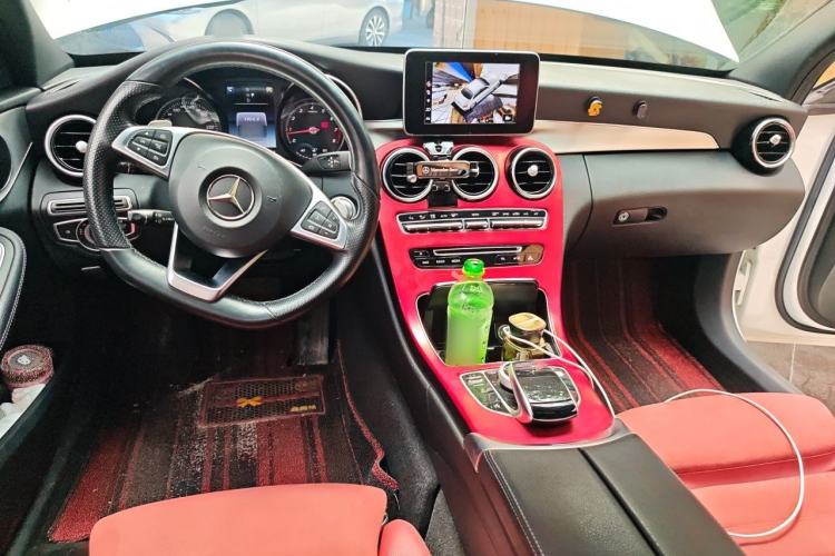 Used Mercedes-Benz C-Class 2017 Restyled C 200 Sport Edition Center Console