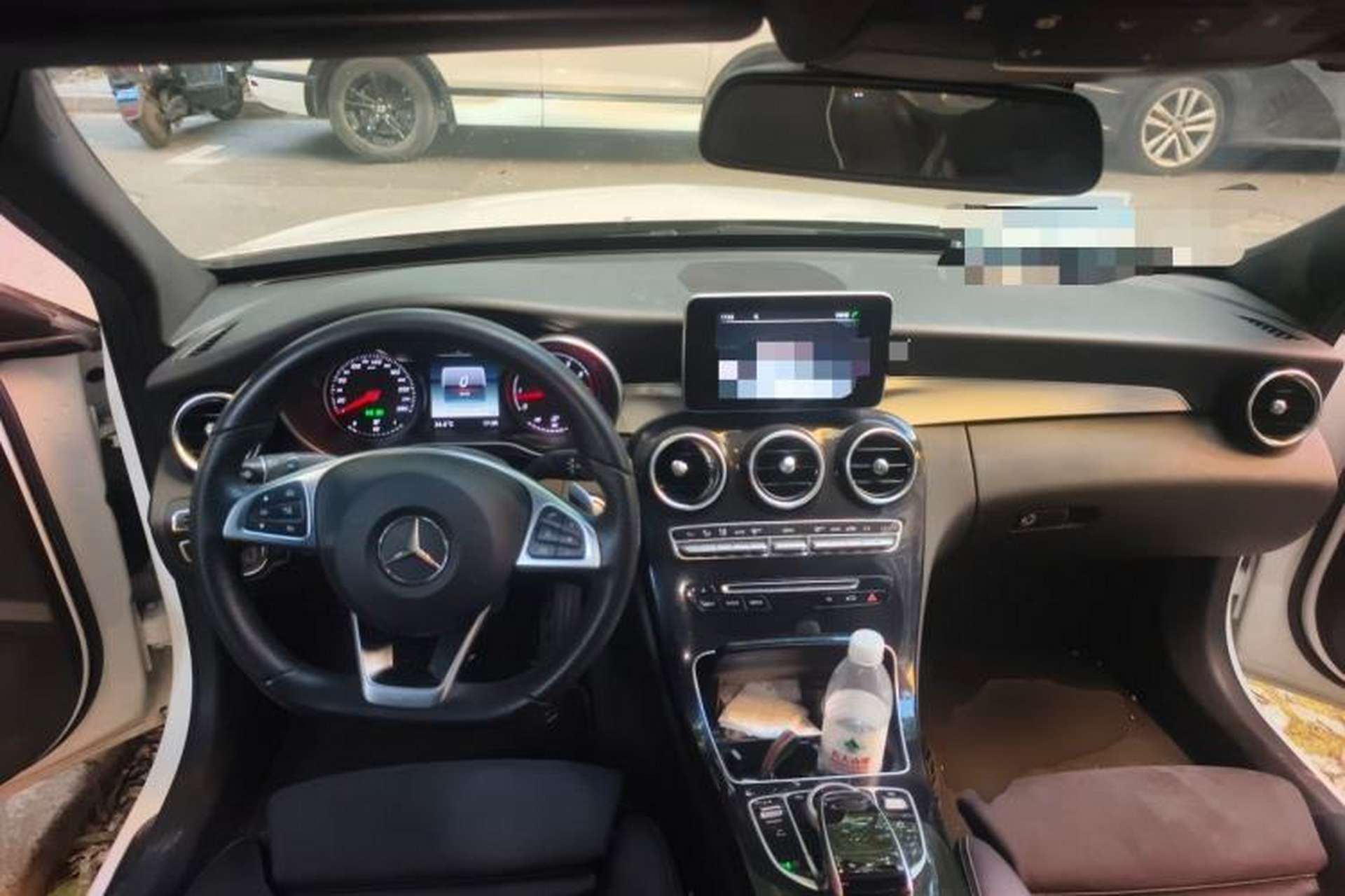 Used Mercedes-Benz C-Class 2017 Restyled C 200 Sport Edition Center Console