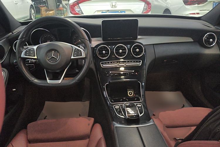 Used Mercedes-Benz C-Class 2017 Restyled C 200 Sport Edition Center Console