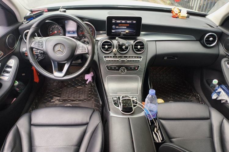 Used Mercedes-Benz C-Class 2017 C 180 L Sport Edition Center Console