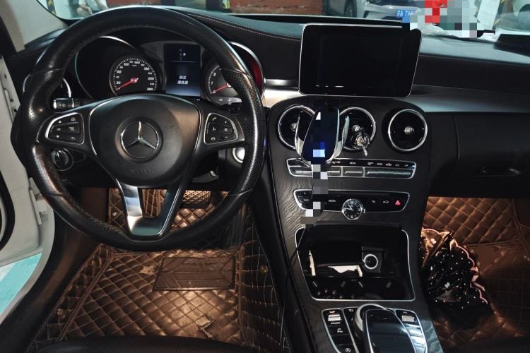 Used Mercedes-Benz C-Class 2017 Revised C 180 L Dynamic Sports Edition Center Console