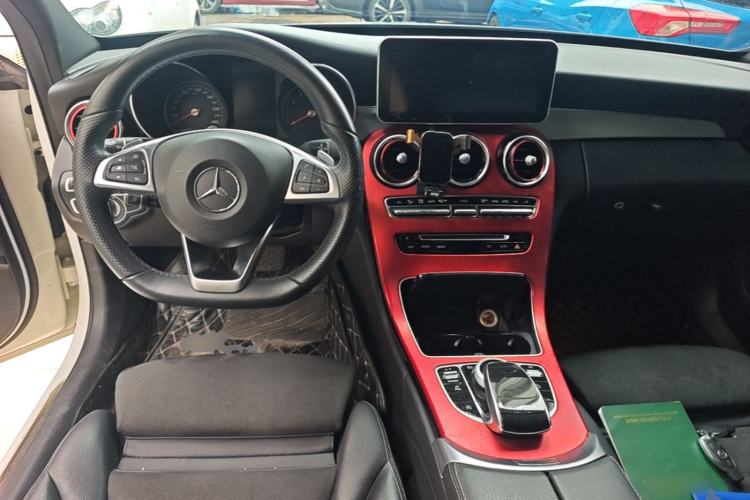 Used Mercedes-Benz C-Class 2017 Restyled C 200 Sport Edition Center Console