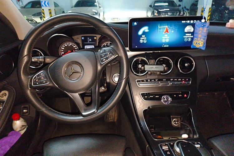 Used Mercedes-Benz C-Class 2017 C 200 L Sport Edition Center Console
