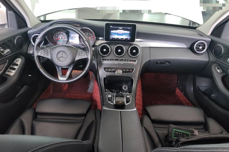 Used Mercedes-Benz C-Class 2017 Restyled C 180 L Fashion Edition Sport Version Center Console