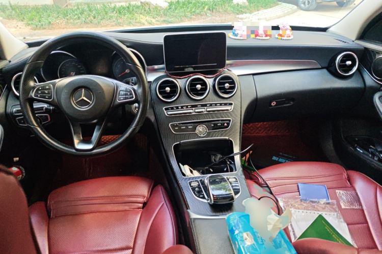 Used Mercedes-Benz C-Class 2017 C 200 L Sport Edition Center Console