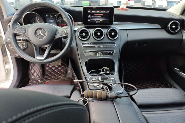 Used Mercedes-Benz C-Class 2017 C 180 L Sport Edition Center Console