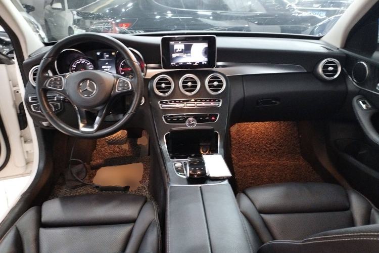 Used Mercedes-Benz C-Class 2017 C 200 station wagon Center Console