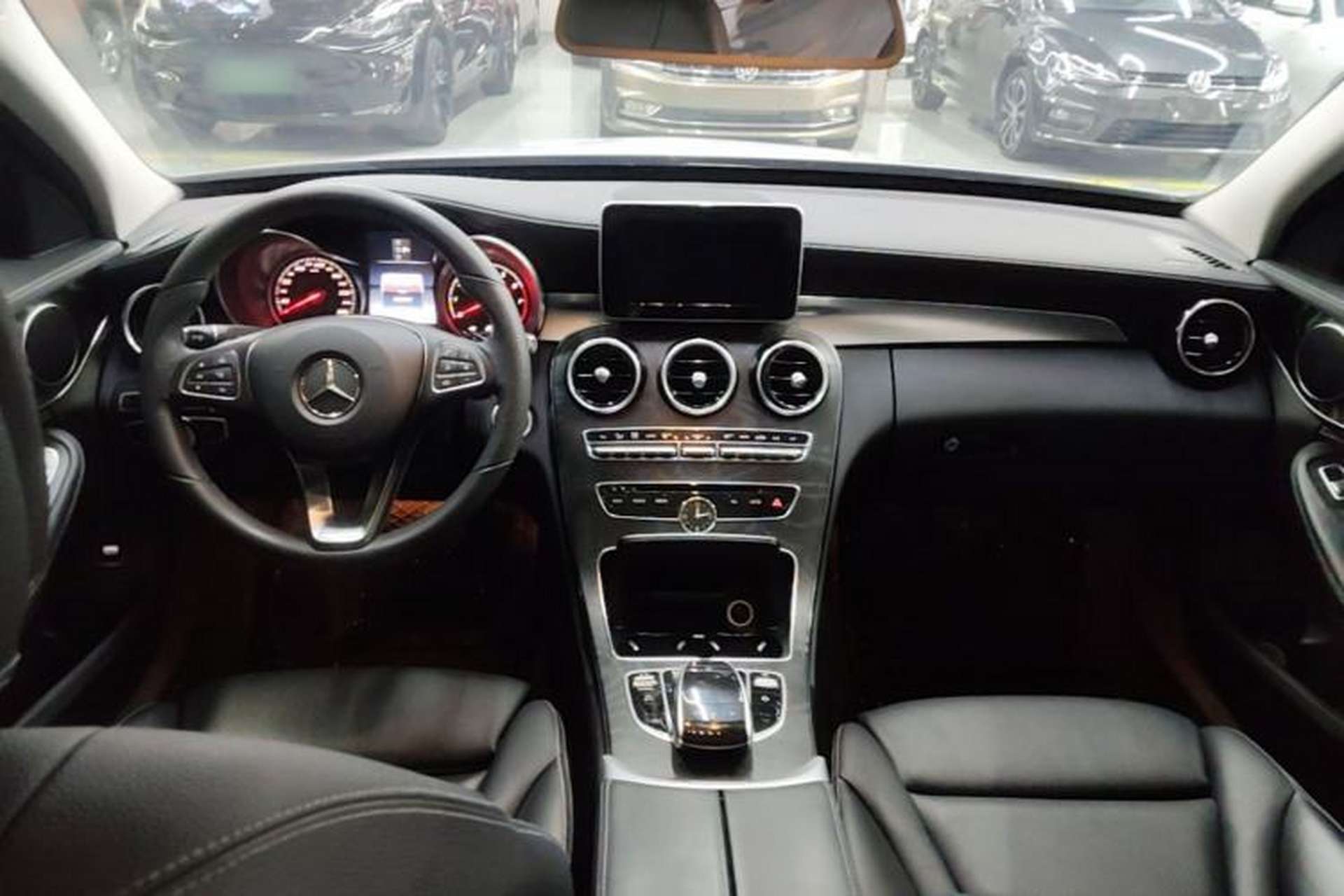 Used Mercedes-Benz C-Class 2017 C 200 L Sport Edition Center Console