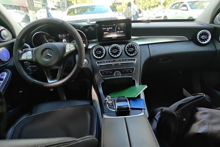 Used Mercedes-Benz C-Class 2017 Restyled C 180 L Fashion Edition Sport Version Center Console