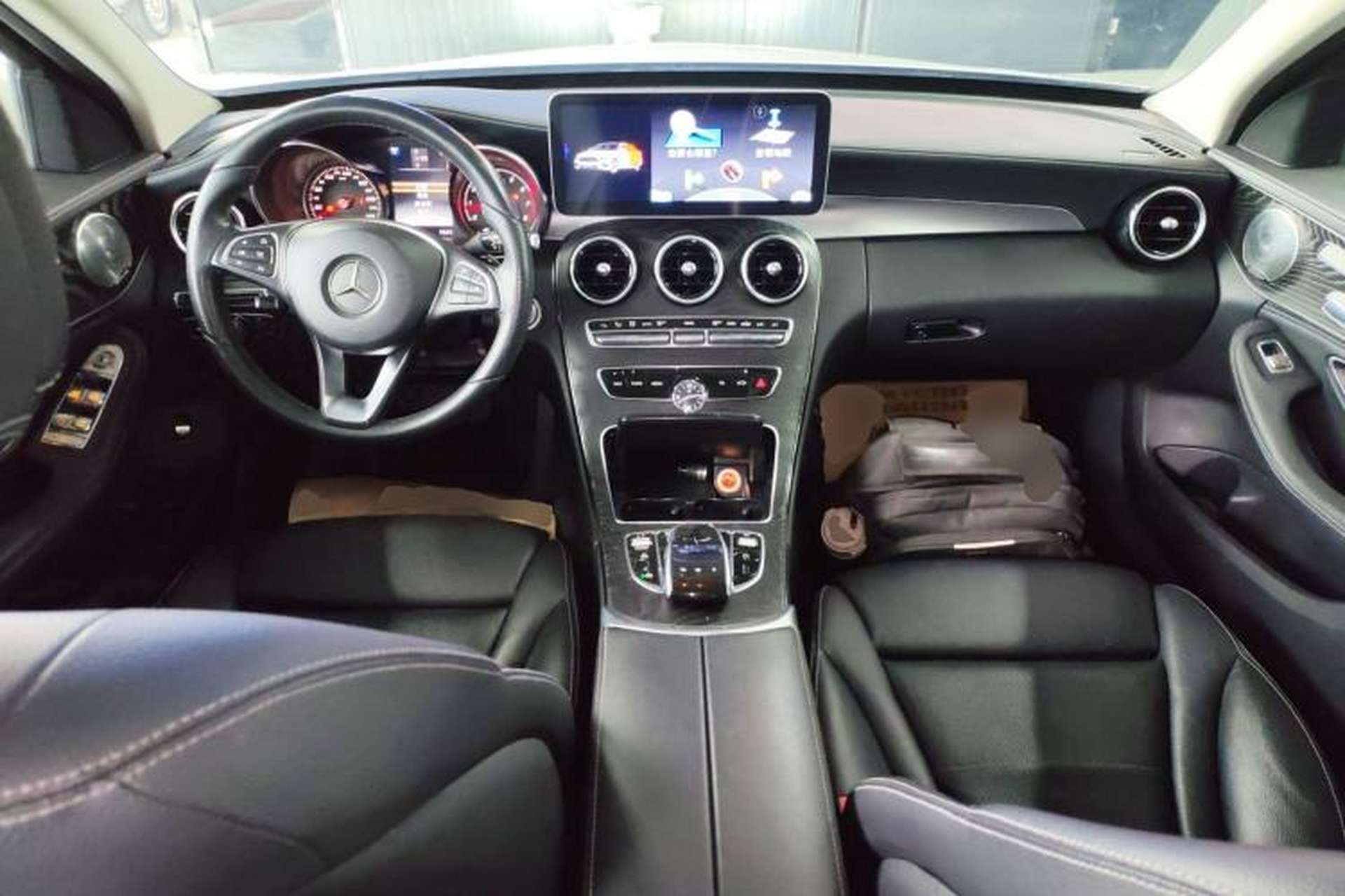 Used Mercedes-Benz C-Class 2017 C 200 L Sport Edition Center Console