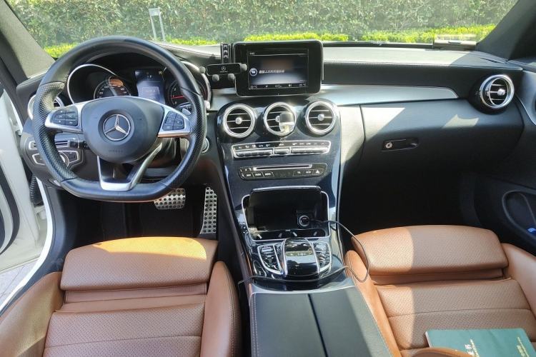 Used Mercedes-Benz C-Class 2017 Facelift C 200 Coupe Center Console