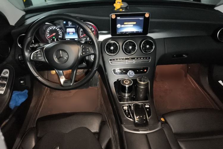 Used Mercedes-Benz C-Class 2017 Restyled C 180 L Fashion Edition Sport Version Center Console
