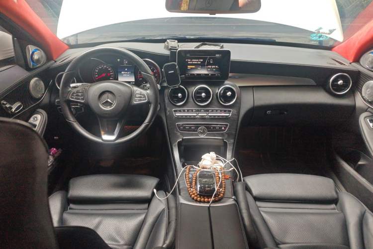 Used Mercedes-Benz C-Class 2017 Restyled C 180 L Fashion Edition Sport Version Center Console