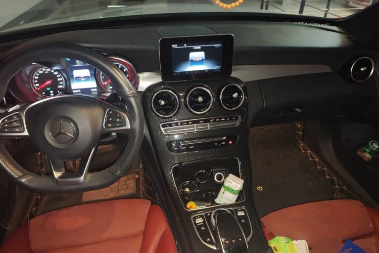 Used Mercedes-Benz C-Class 2017 Restyled C 200 Sport Edition Center Console
