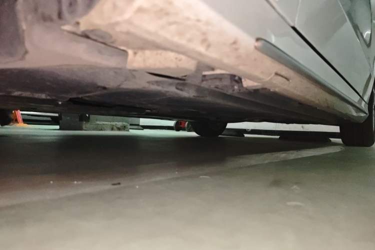 Used Mercedes-Benz C-Class 2017 Facelift C 200 L Sport Edition Chassis Front Left
