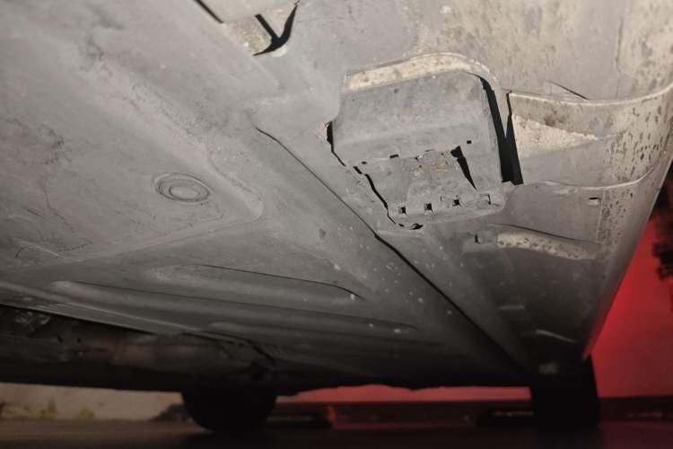 Used Mercedes-Benz C-Class 2017 C 200 Sport Edition Chassis Front Left
