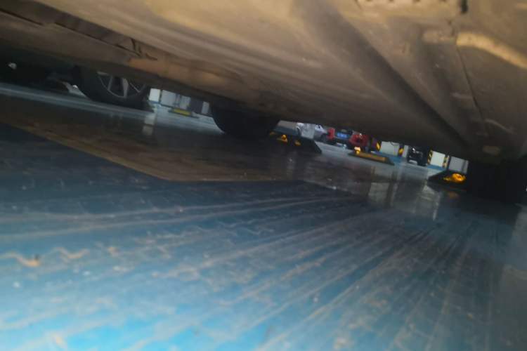 Used Mercedes-Benz C-Class 2017 Facelift C 200 Station Wagon Chassis Front Left