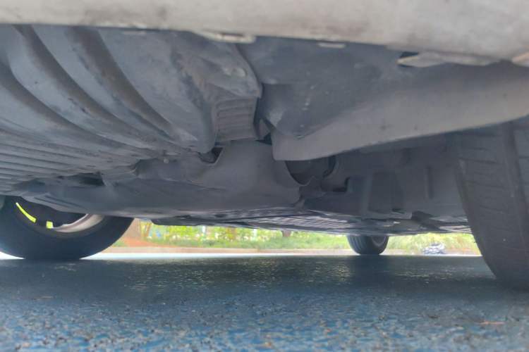 Used Mercedes-Benz C-Class 2017 C 200 L Sport Edition Chassis Front Left