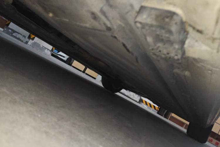 Used Mercedes-Benz C-Class 2017 C 200 L Sport Edition Chassis Front Left